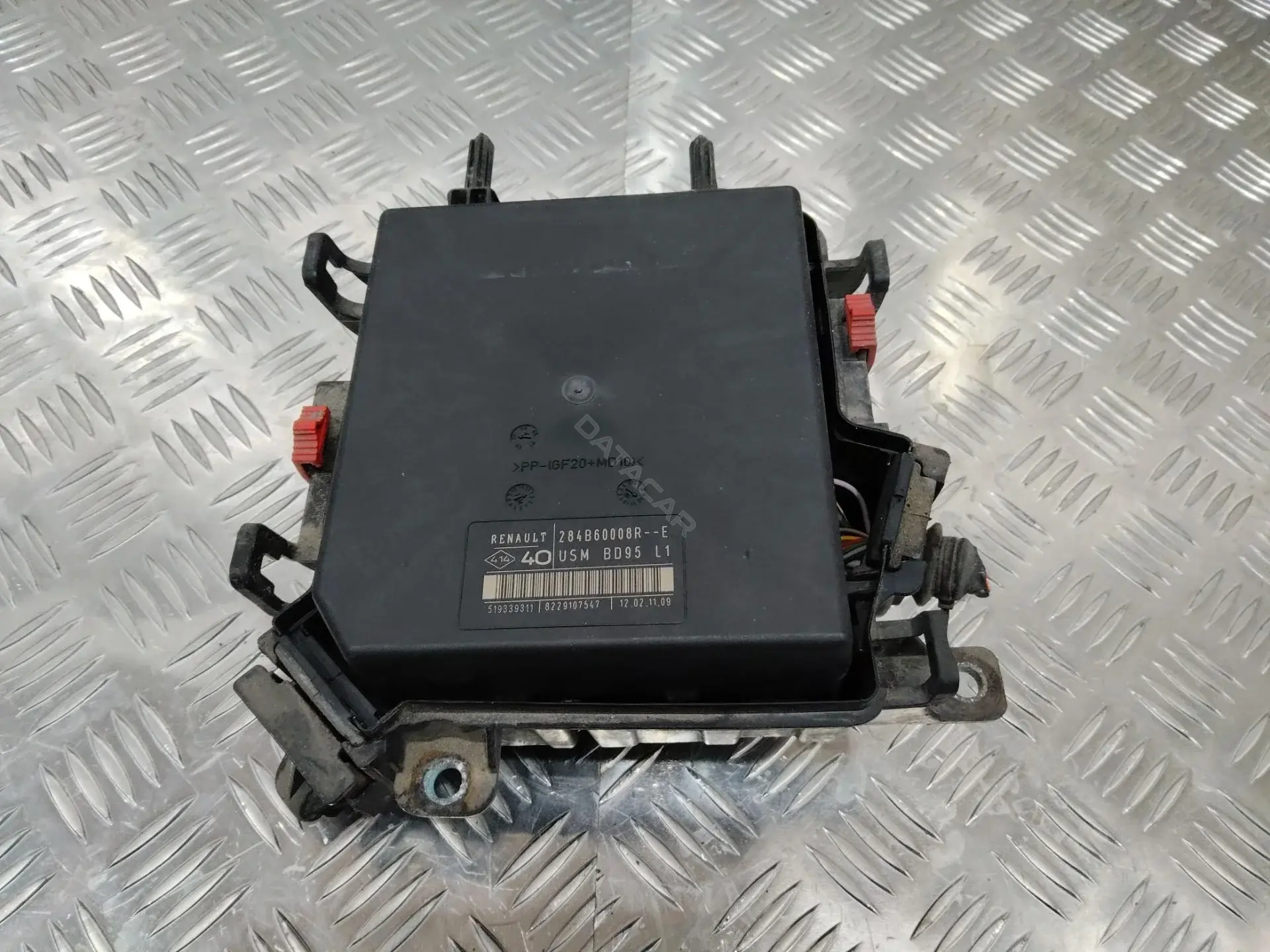 Блок предохранителей 284B60008R