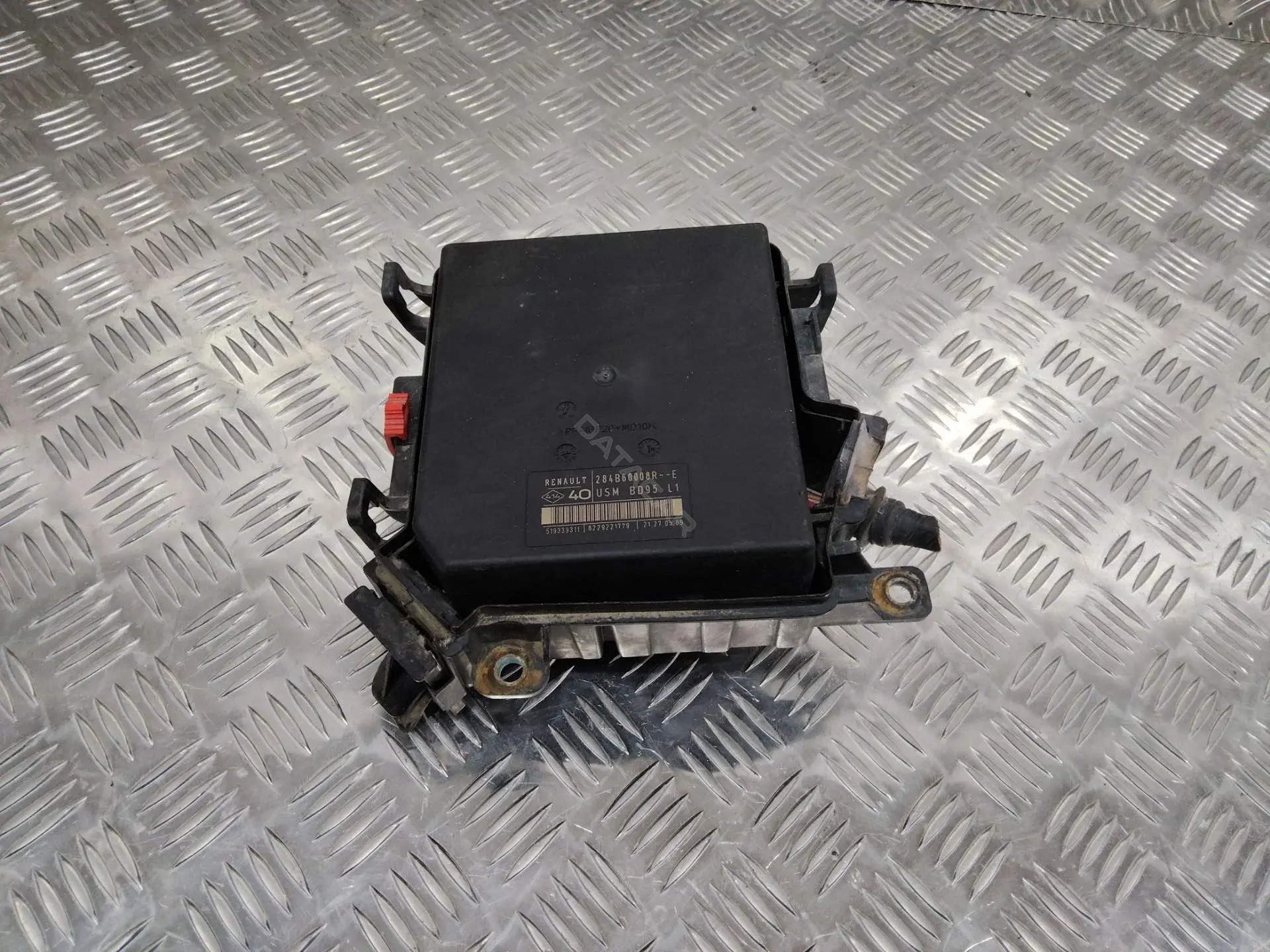 Блок предохранителей 284B60008R