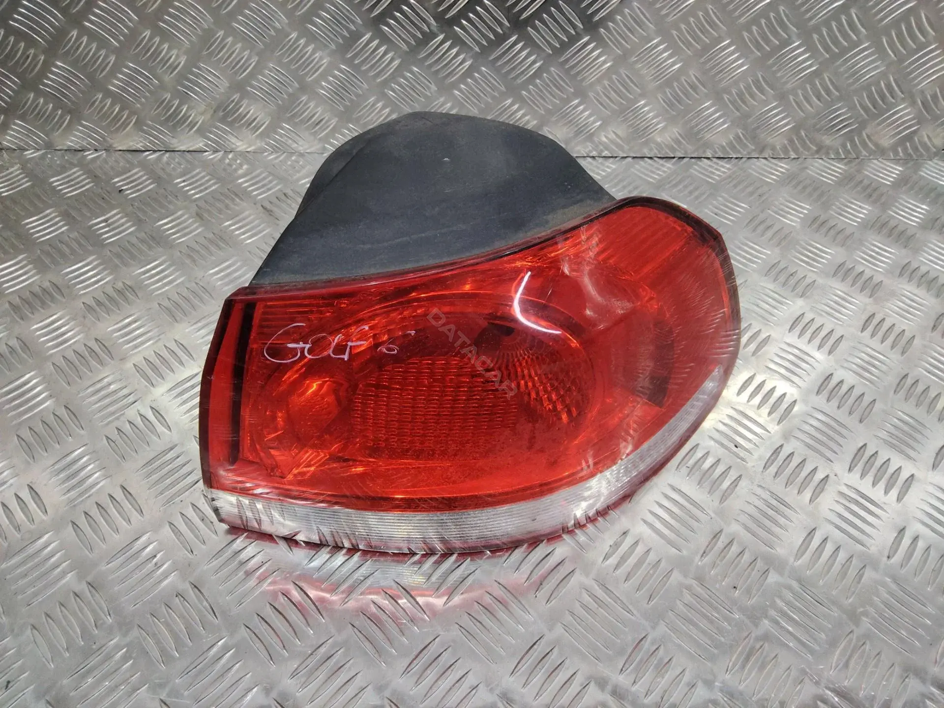 Задние фонари 5K0945112