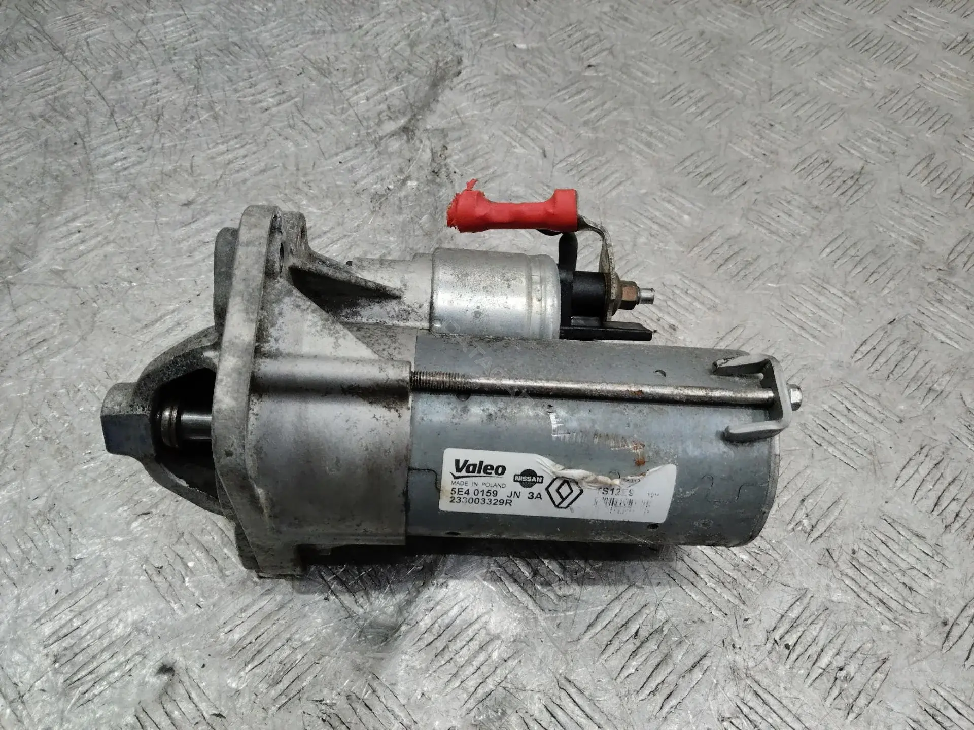 Стартер 233003329R
