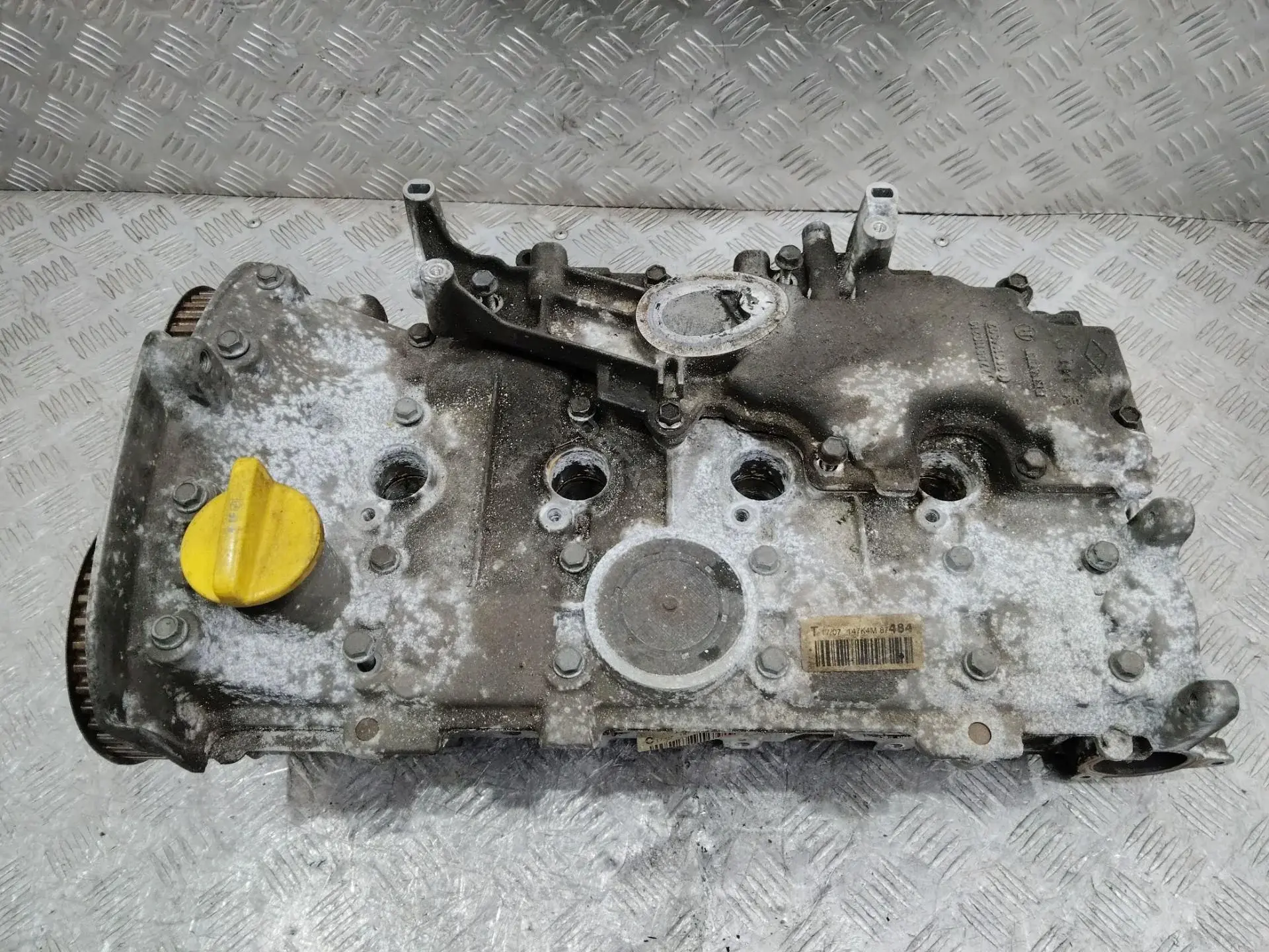 Головка блока цилиндров 7700600552F, K4M484