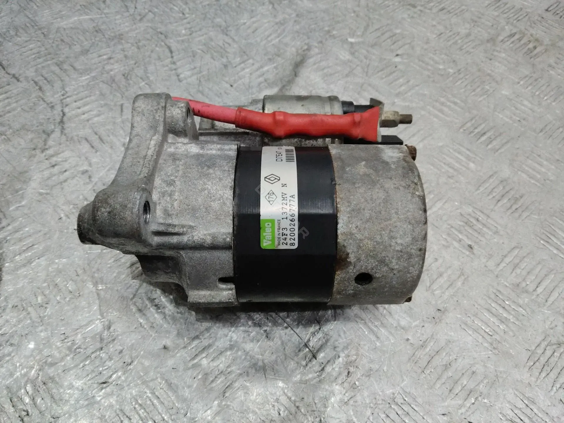 Стартер 8200266777