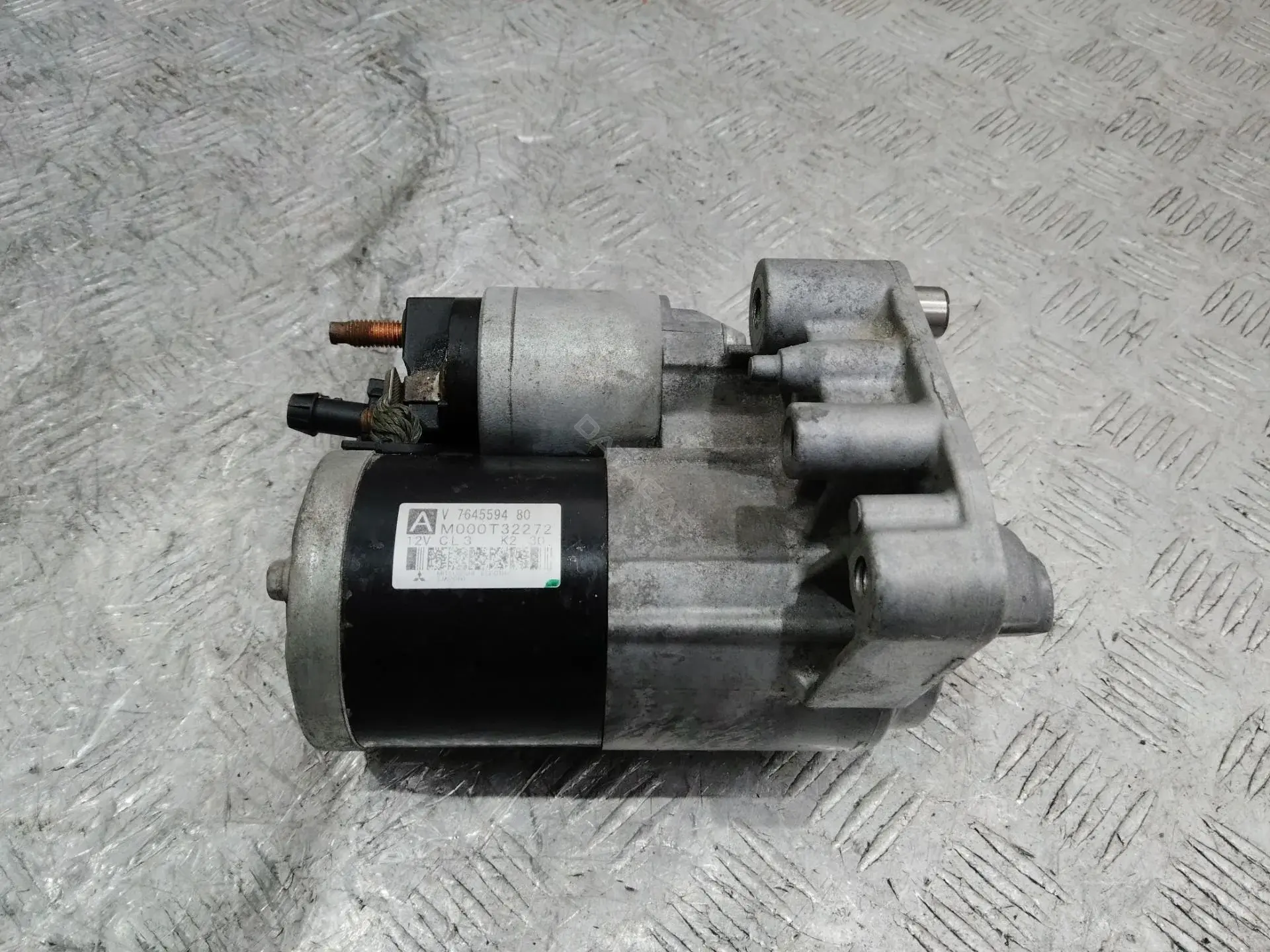 Стартер V764559480