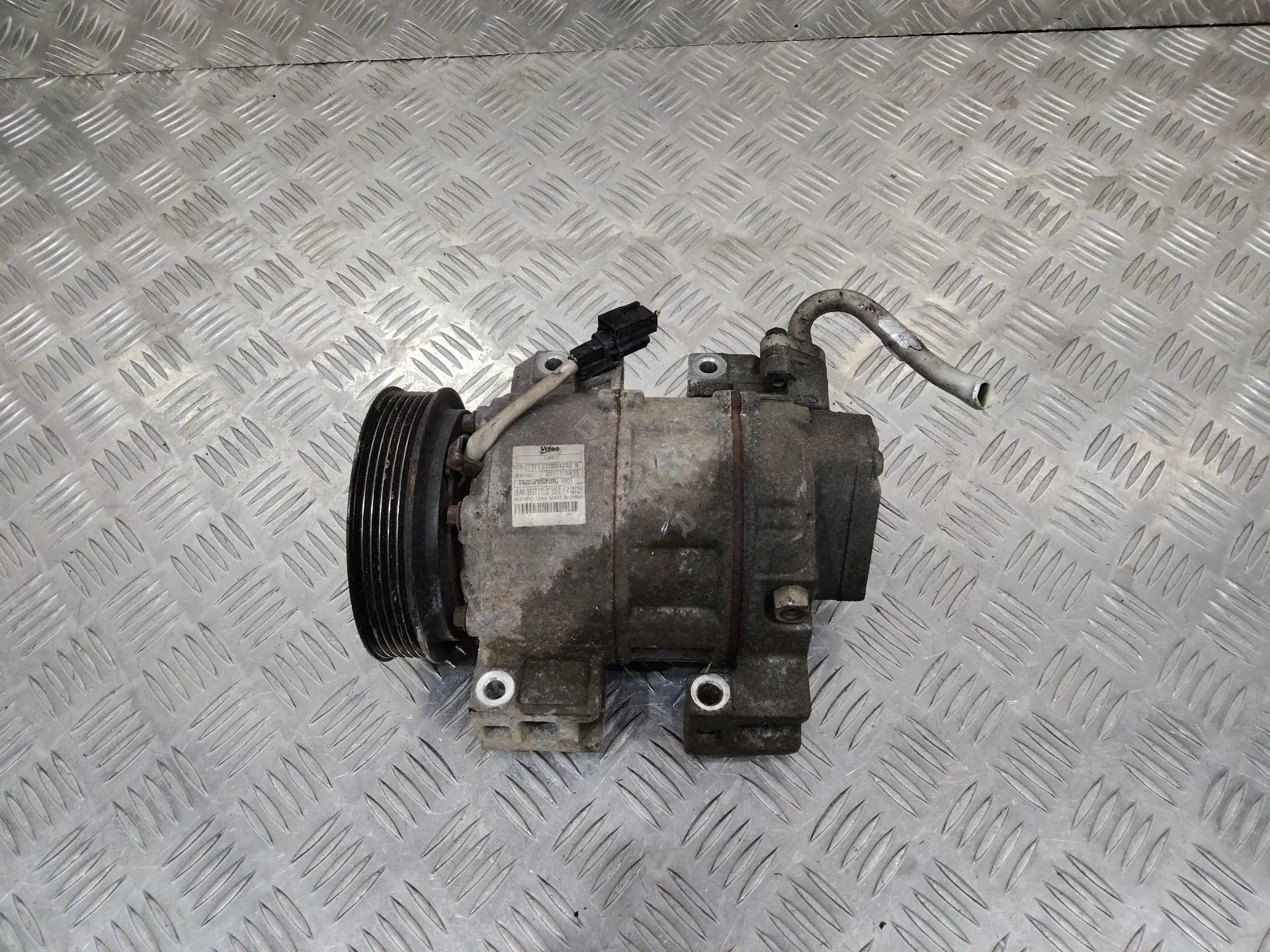 Компрессор кондиционера Z0004222B