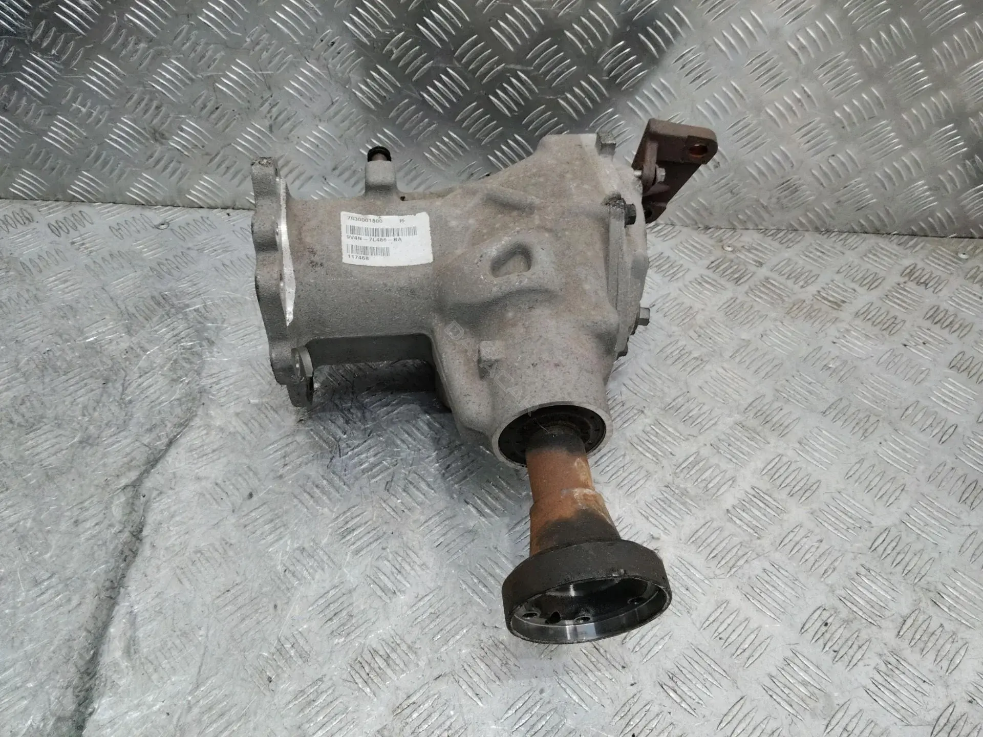 Раздаточная коробка 9V4N7L486BA