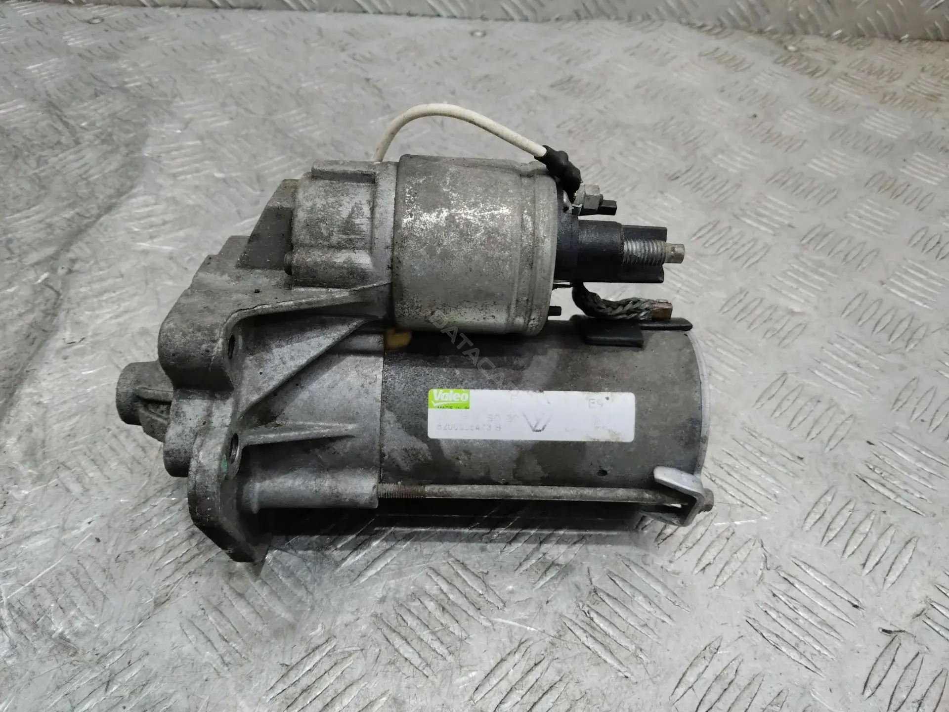 Стартер 8200836473