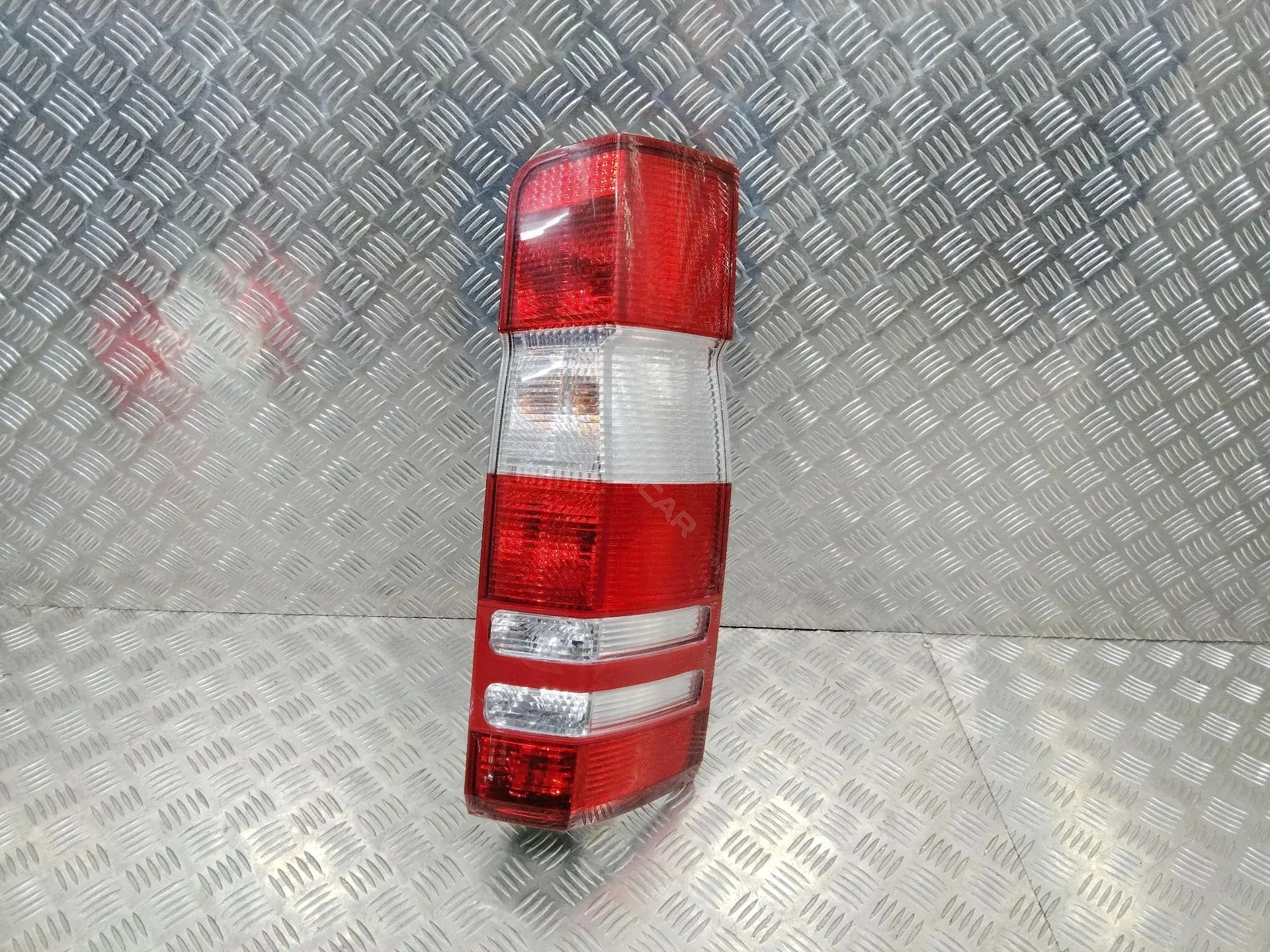 Задние фонари A9068200264, A9068202200