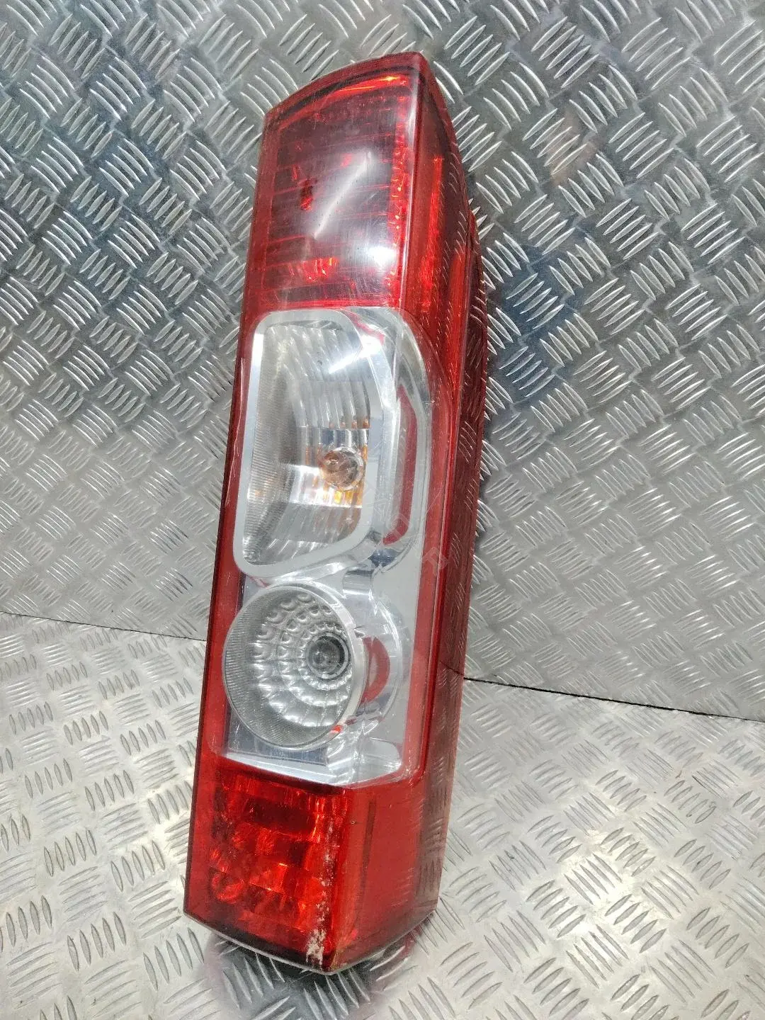 Задние фонари 9830951