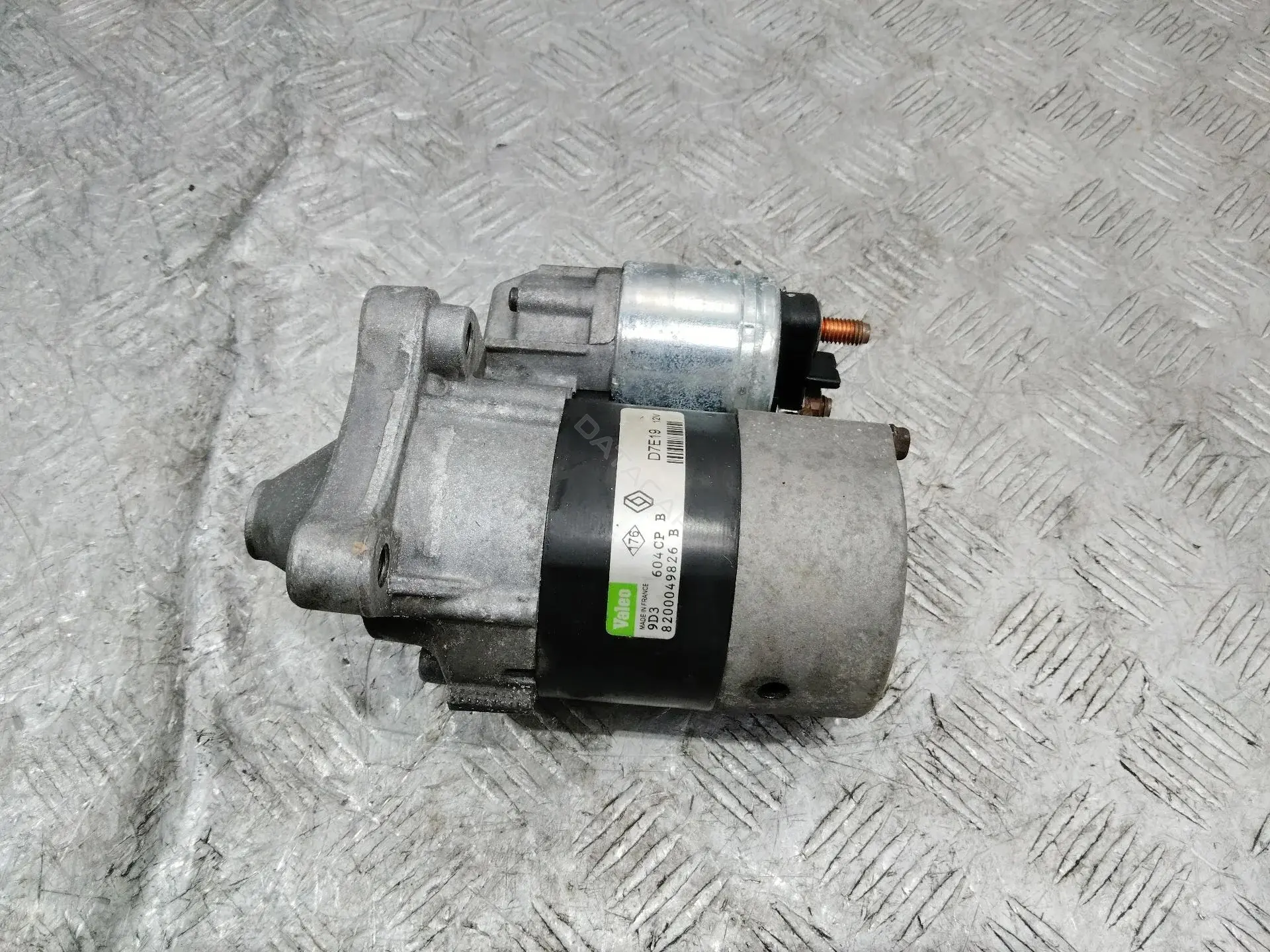 Стартер 8200049826