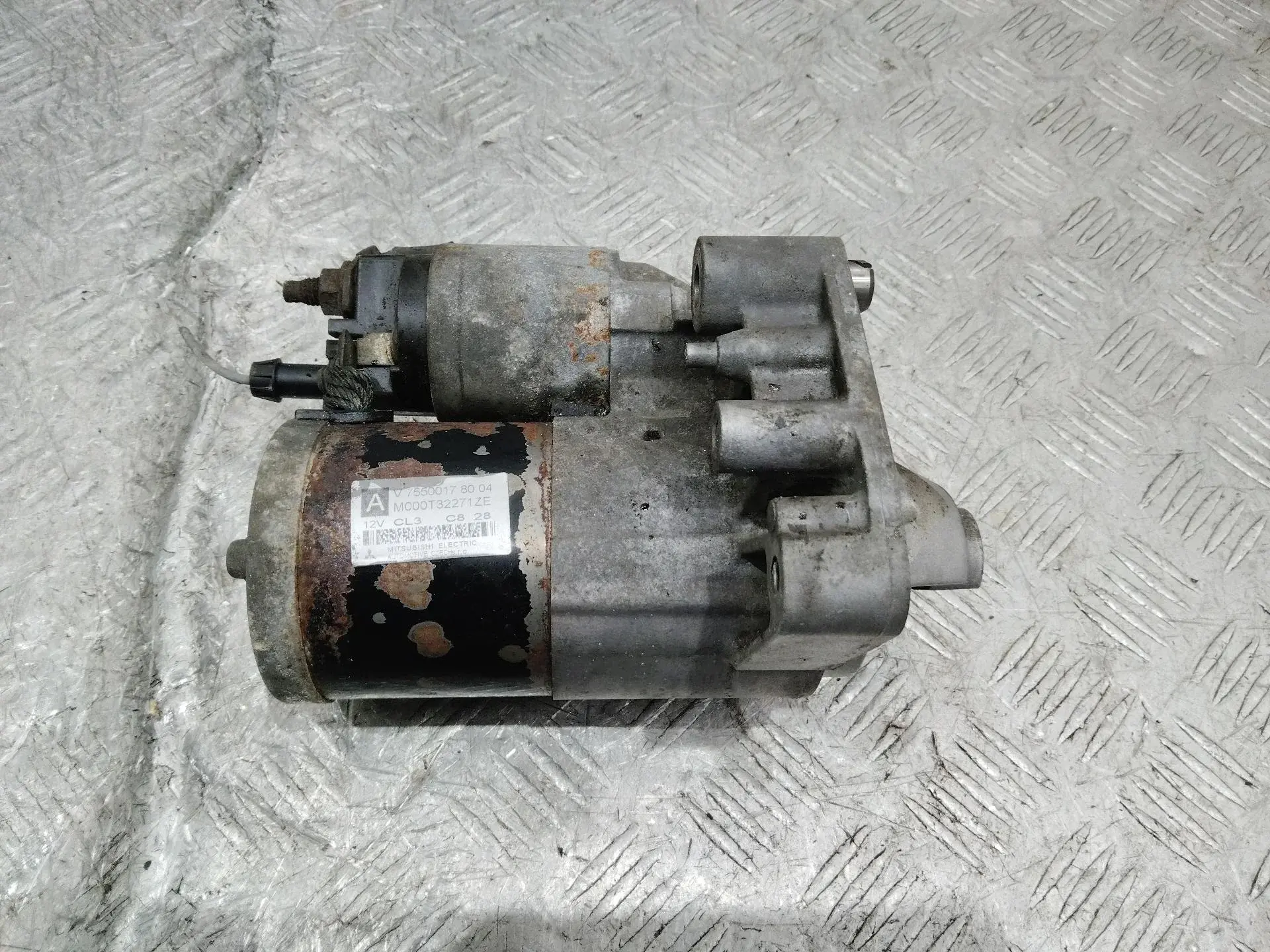 Стартер V755001780