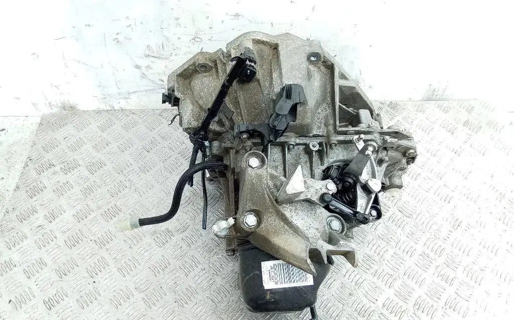 Механическая коробка передач (МКПП) 320109347R, JE3007