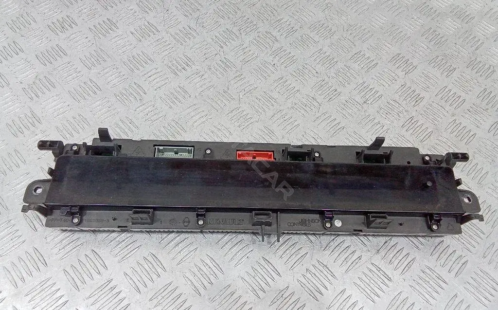 Панель приборов 8200494956