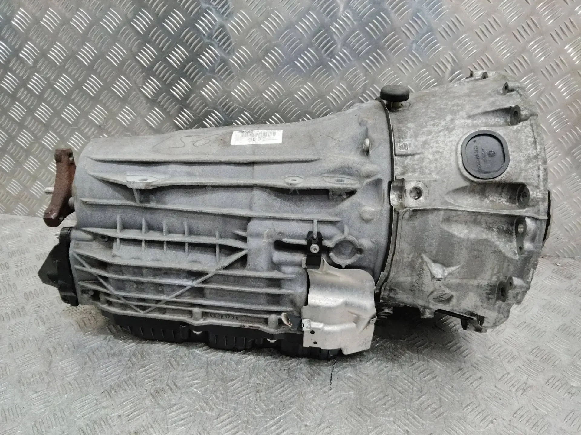 Автоматическая коробка передач (АКПП) 2052708702, 725018