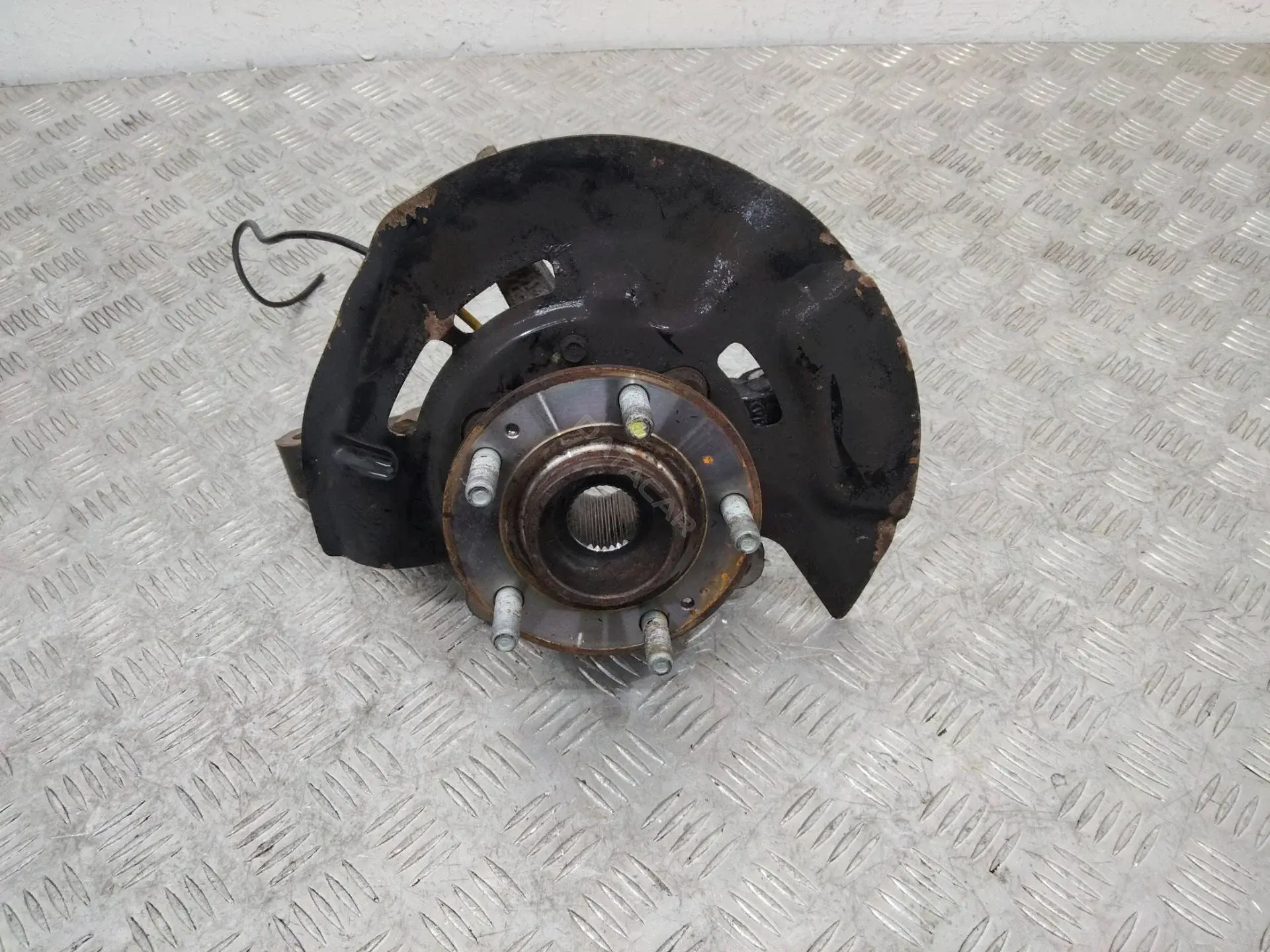 Поворотный кулак 51700D7500