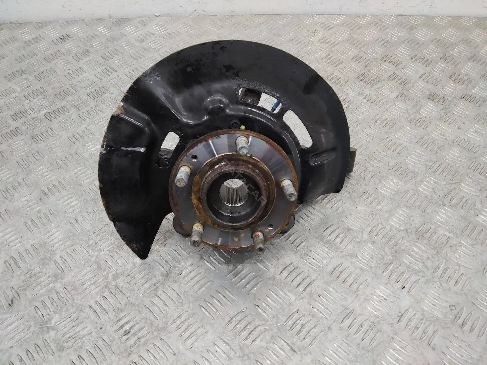 Поворотный кулак 51701D7500