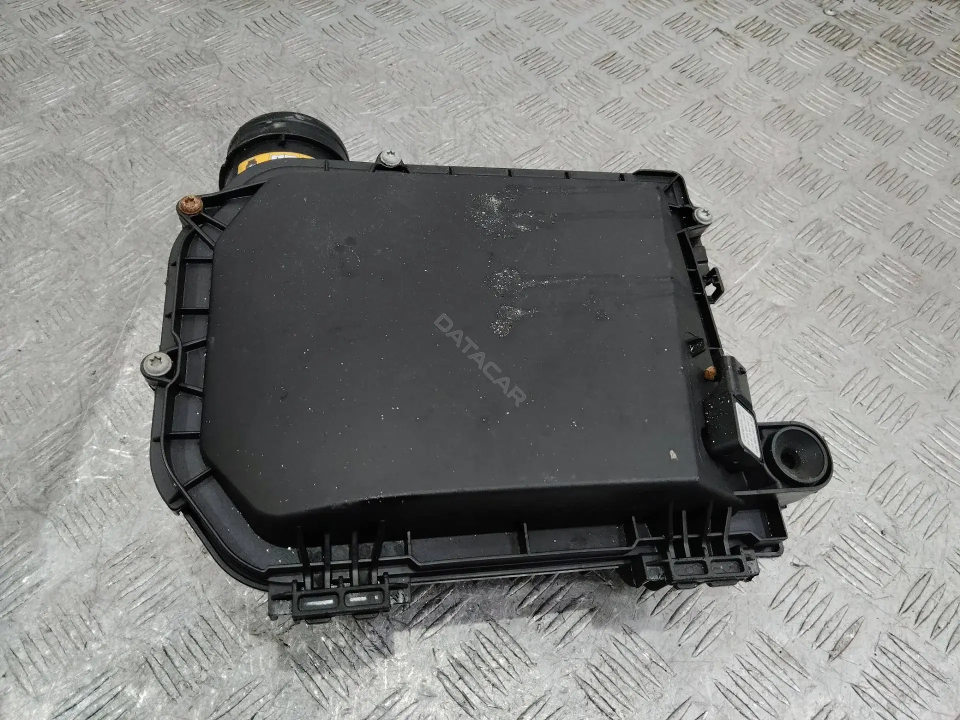 Корпус воздушного фильтра A2760903701