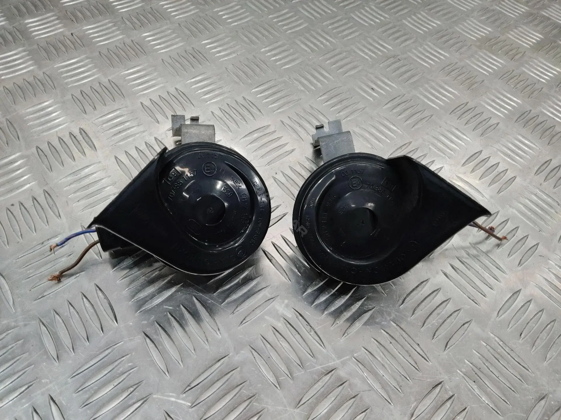 Звуковой сигнал 7245422