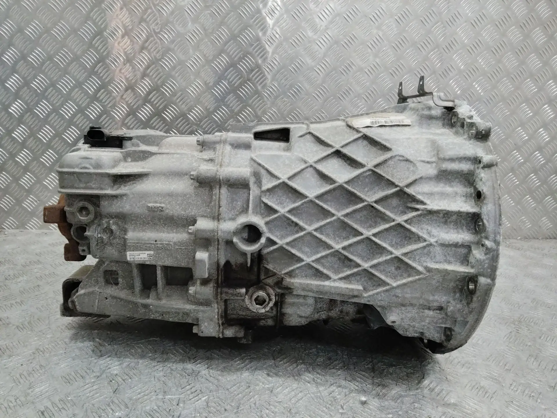 Механическая коробка передач (МКПП) 711680, A9062603402