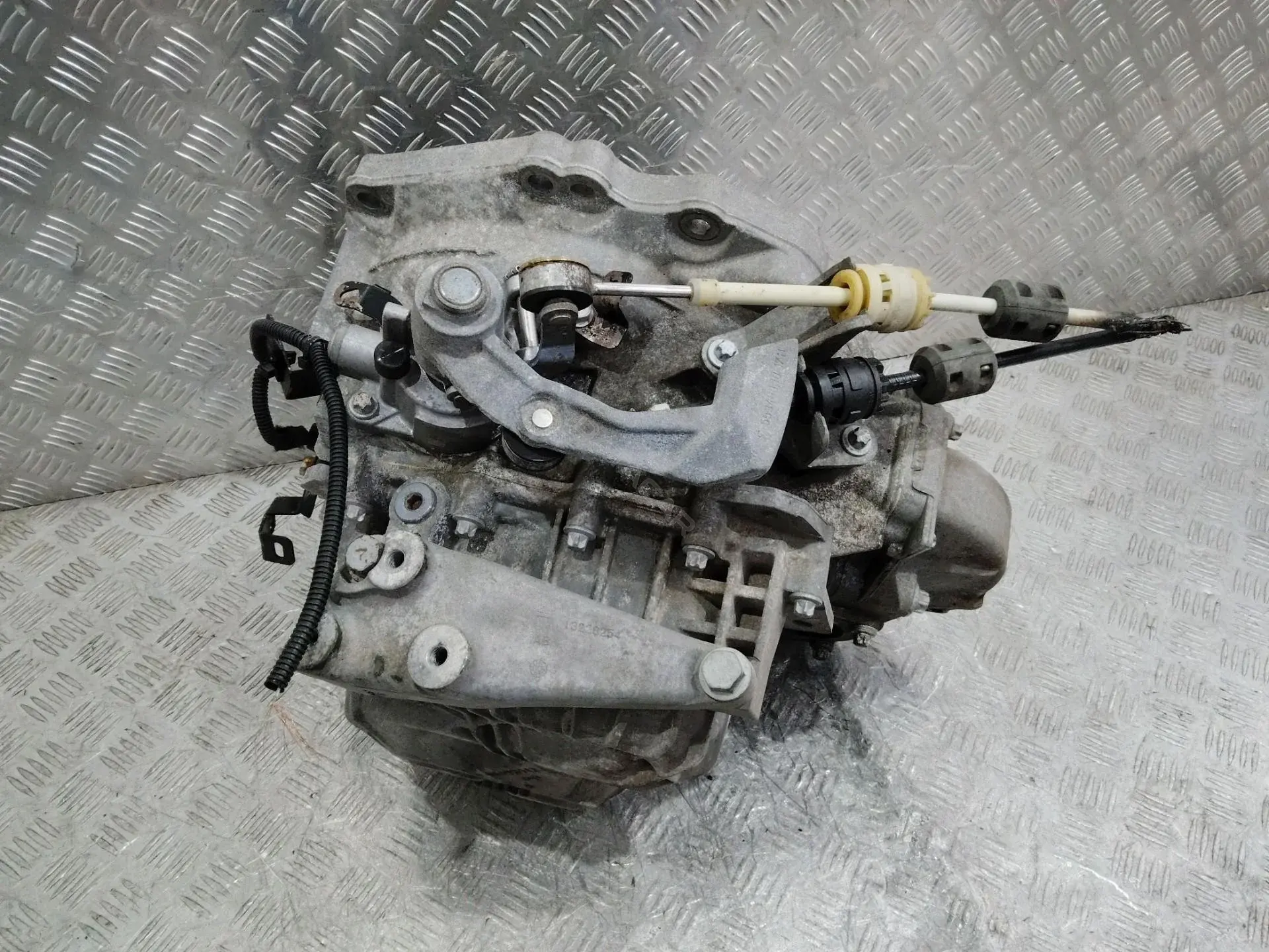 Механическая коробка передач (МКПП) M32, M320FAM1