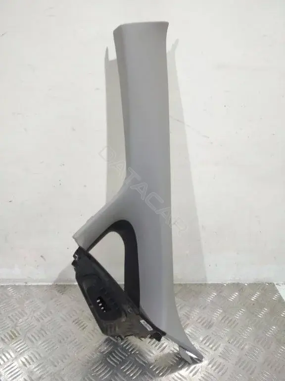Обшивка стойки передней 85812-1W000