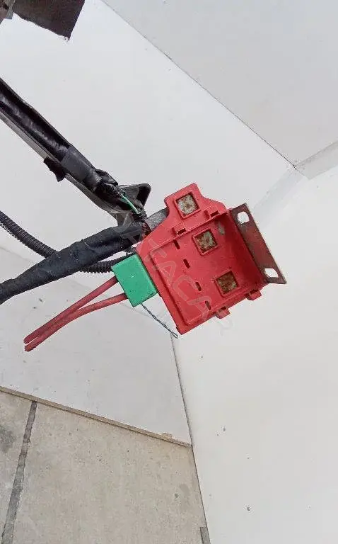 Провод аккумулятора 8200279219