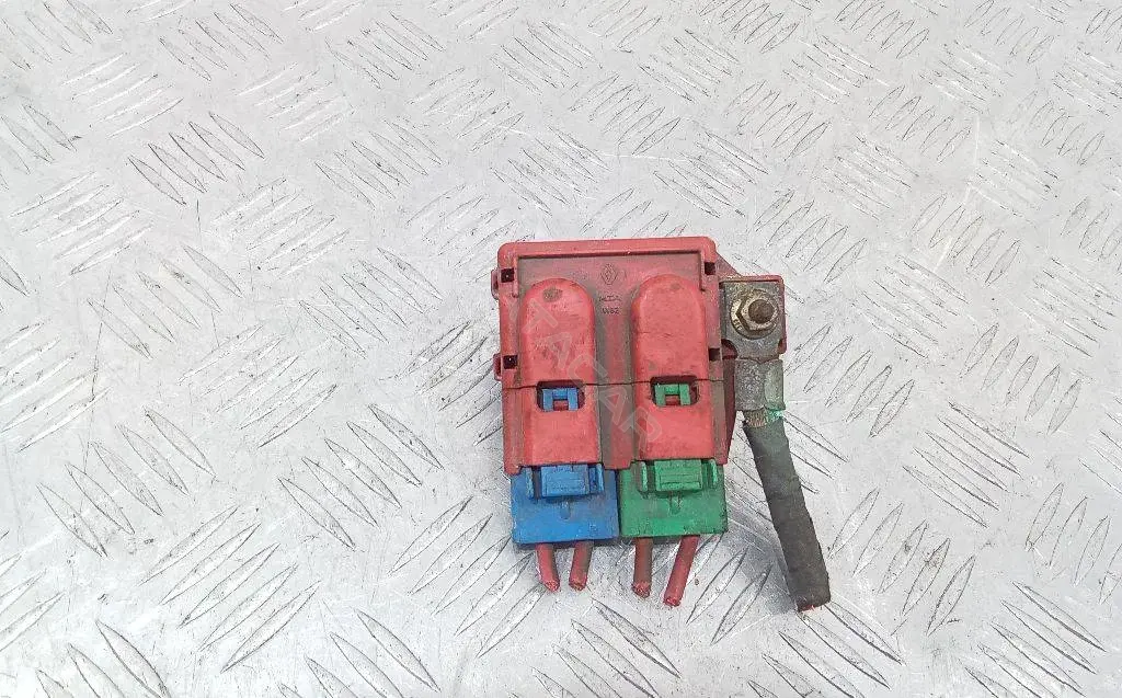 Провод аккумулятора 8200427594