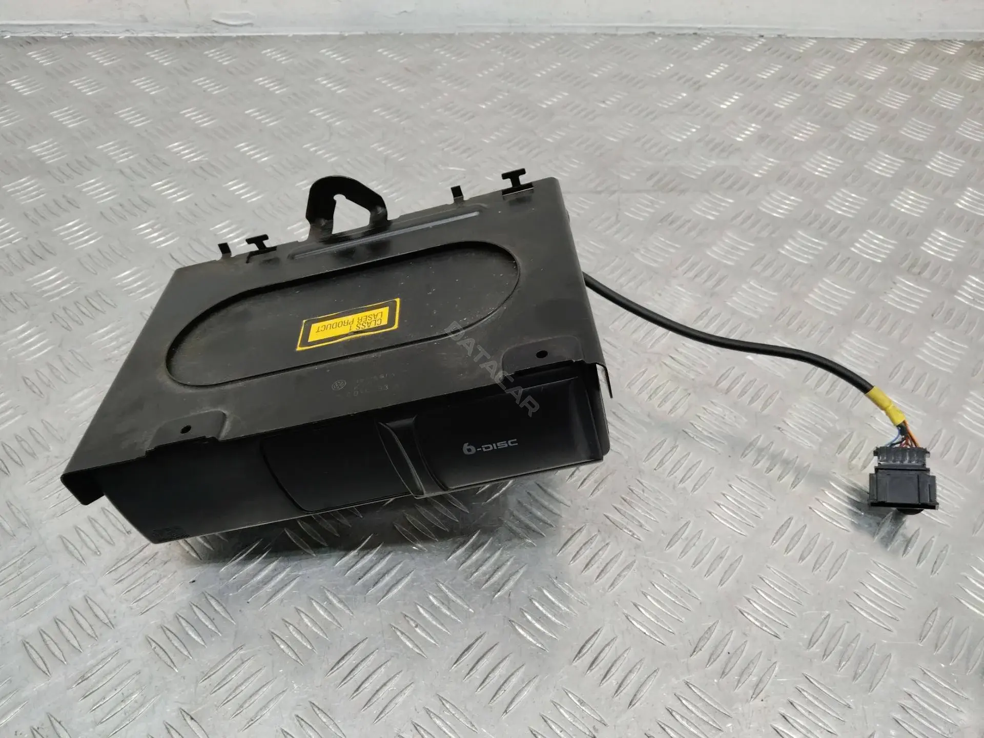 CD-чейнджер 1J6035111