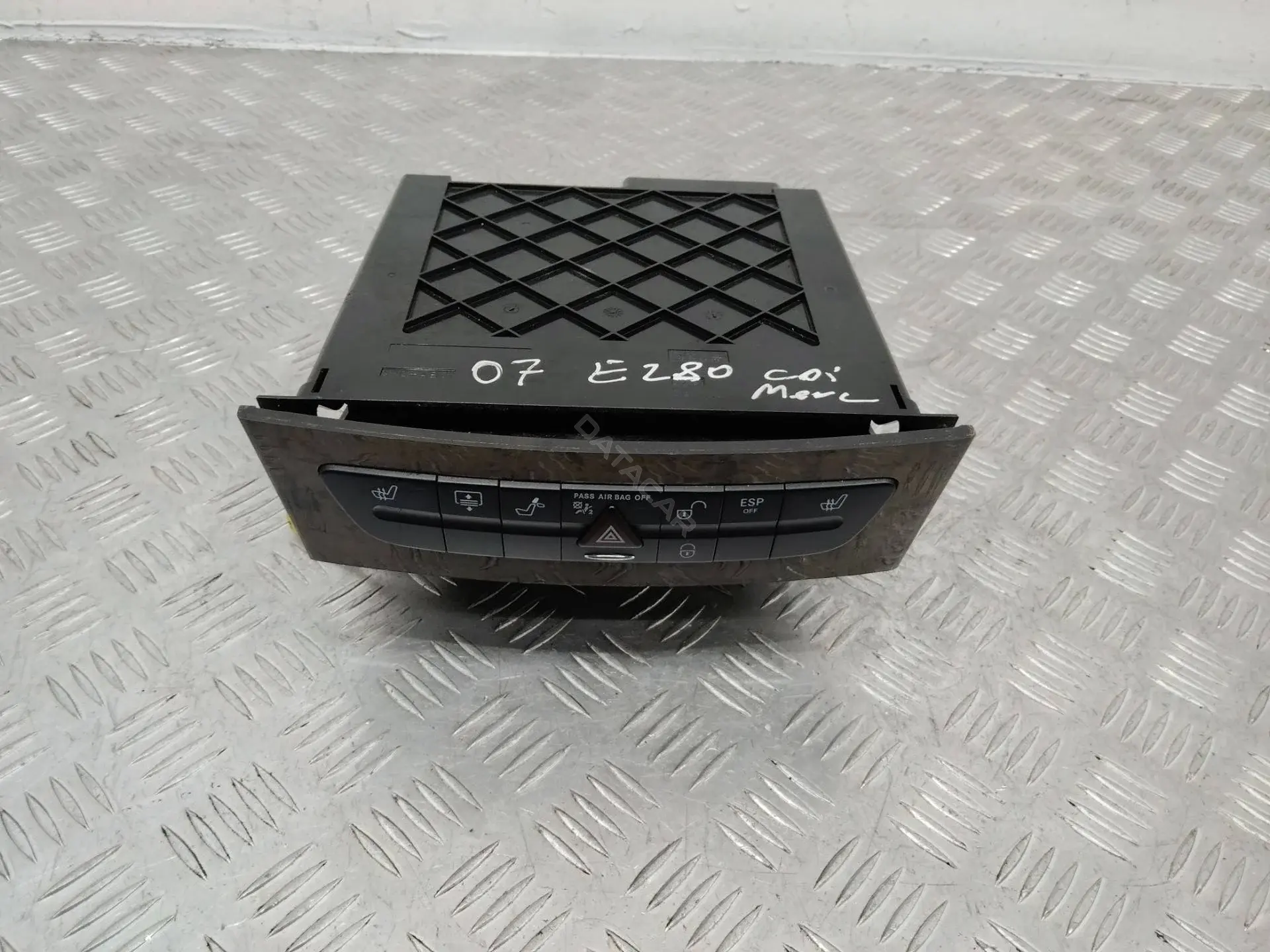 CD-чейнджер A2116803152