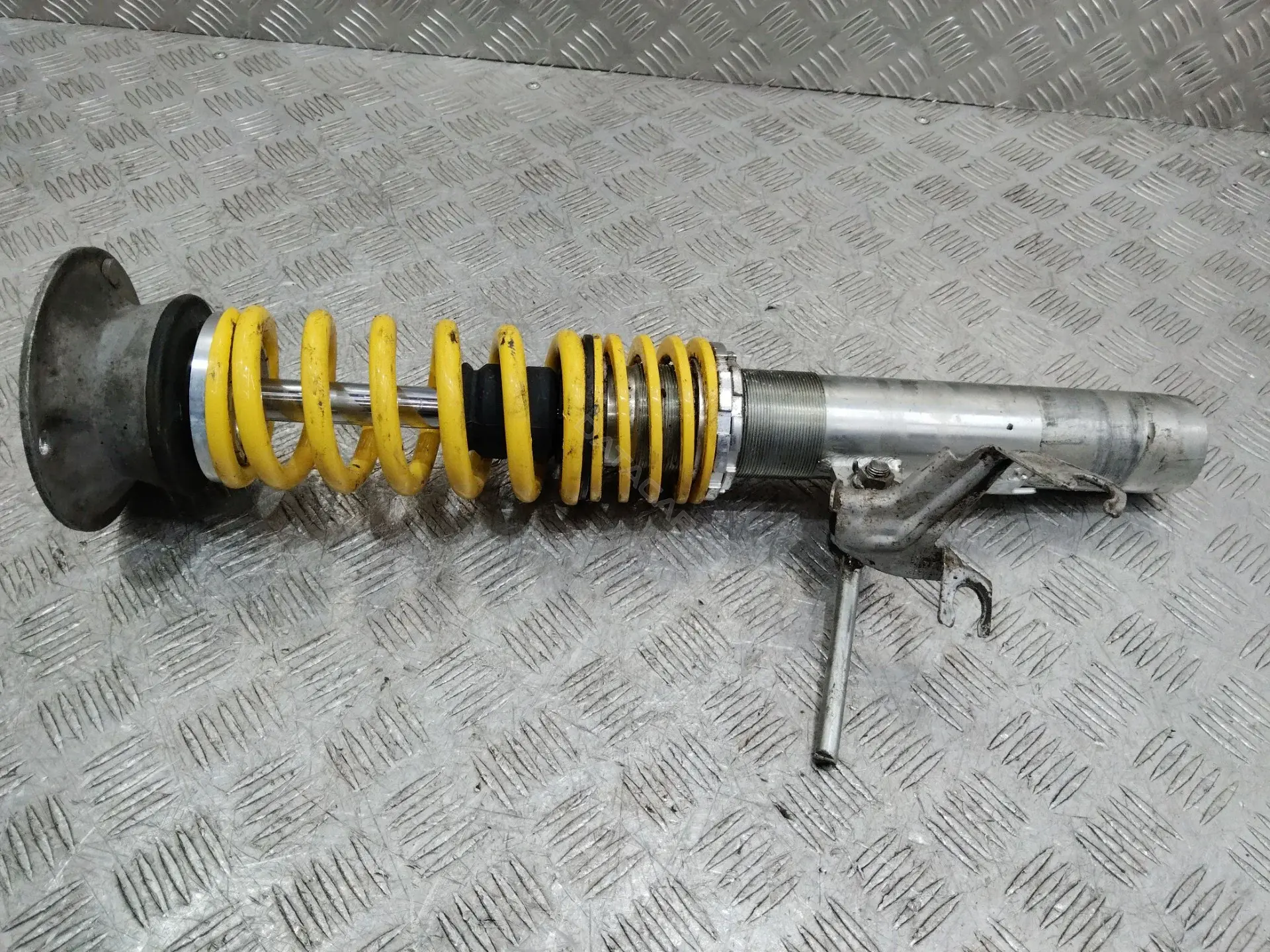 Амортизаторы SMBM9003-2