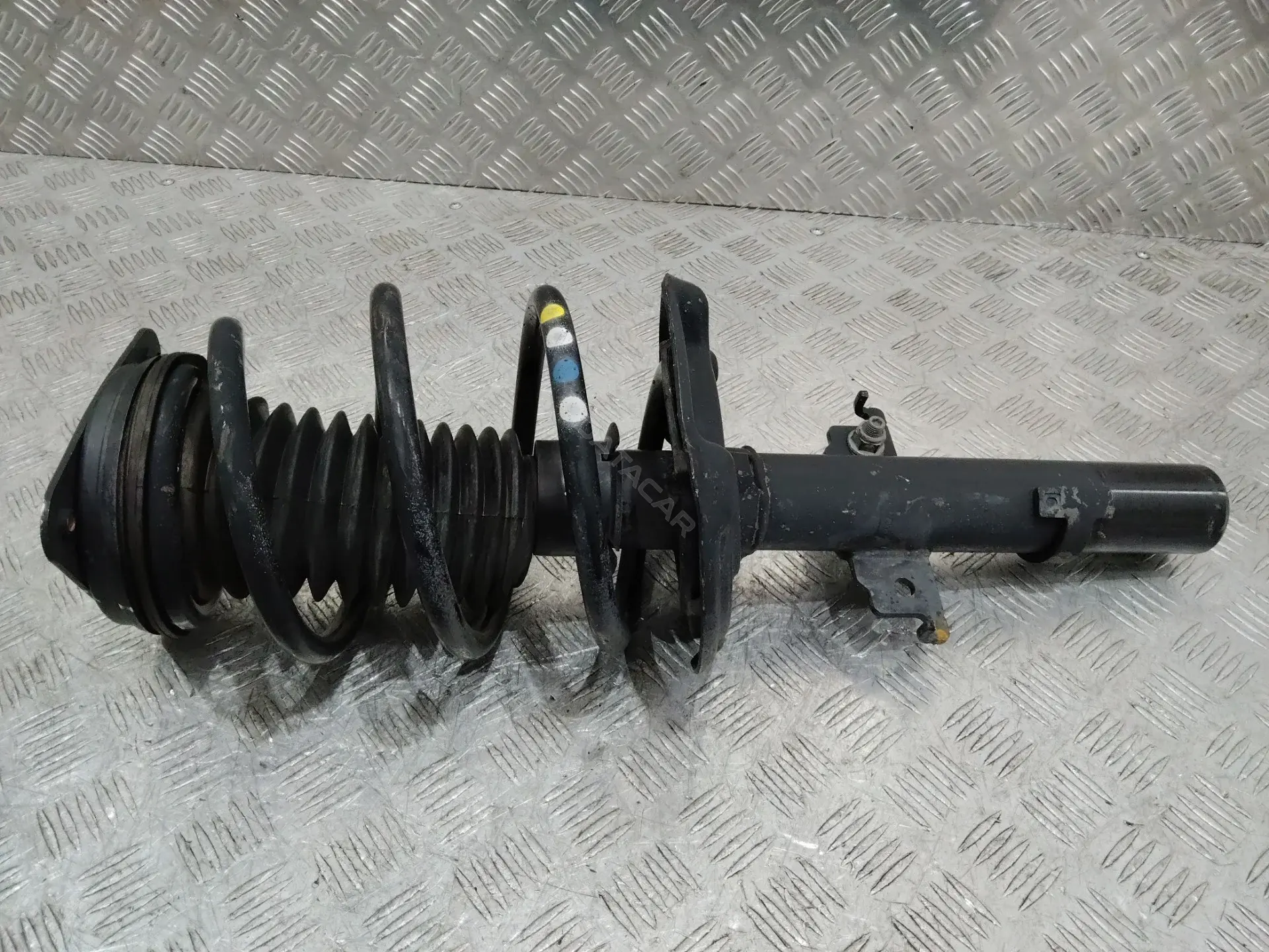 Амортизаторы 543022368R