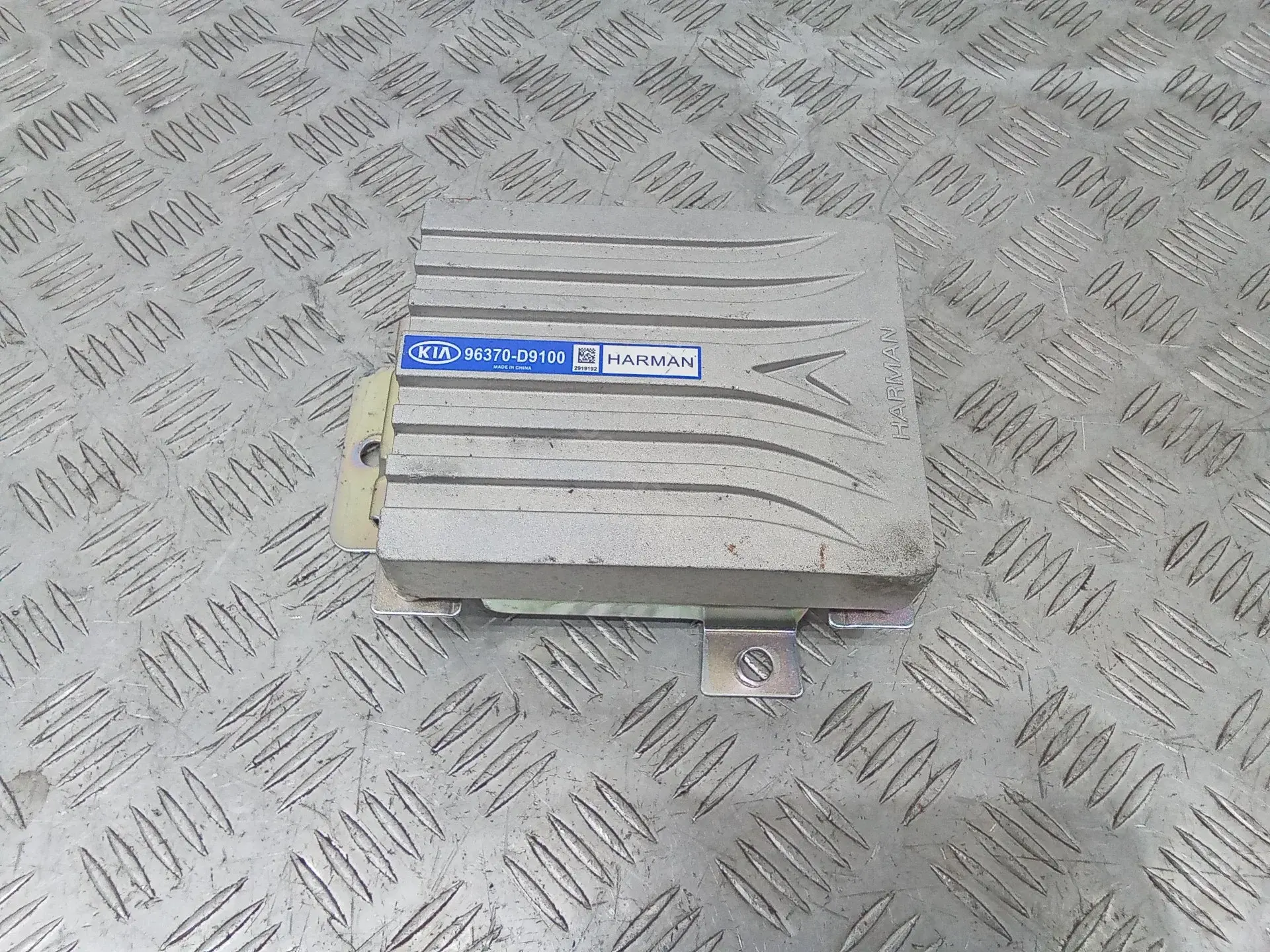 Усилитель музыкальный 96370D9100