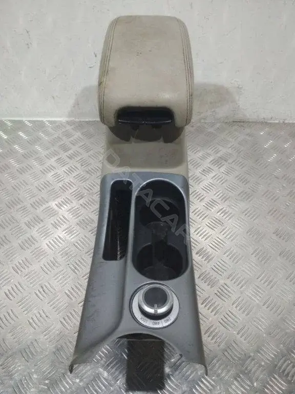 Подлокотник 8011AO834