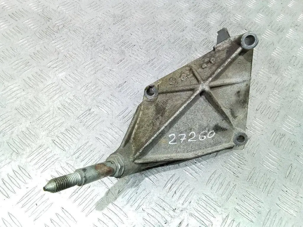 Балка подвески 8200247138