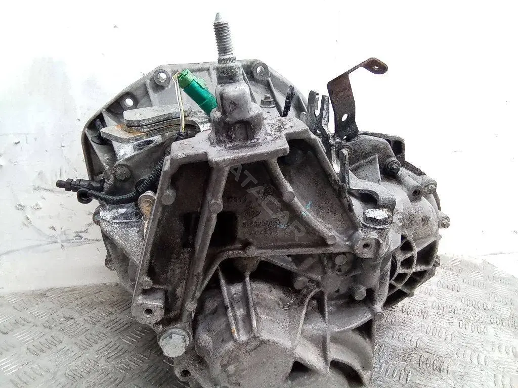 Балка подвески 8200292830