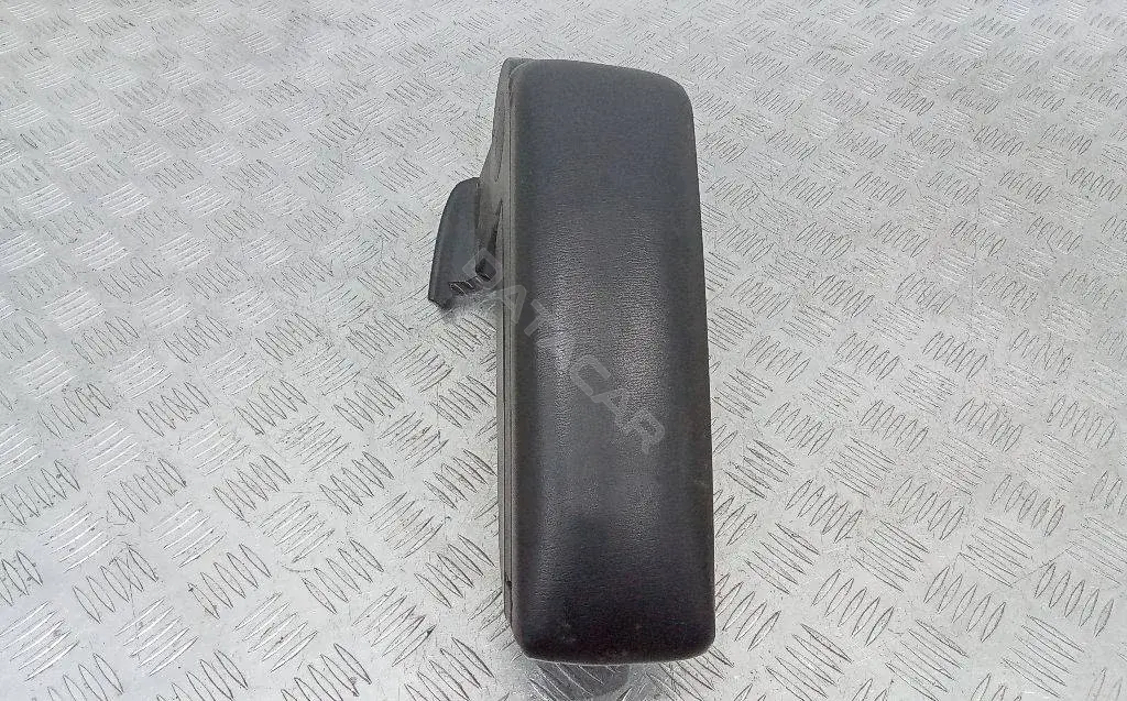 Подлокотник D09VVO630