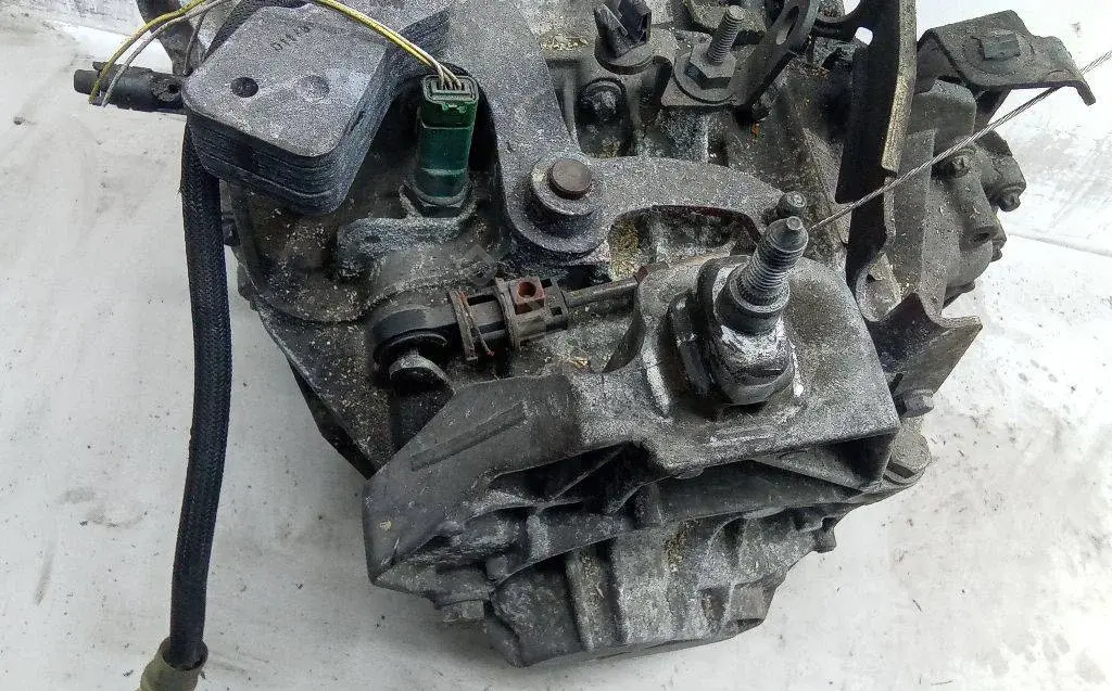 Балка подвески 8200277207