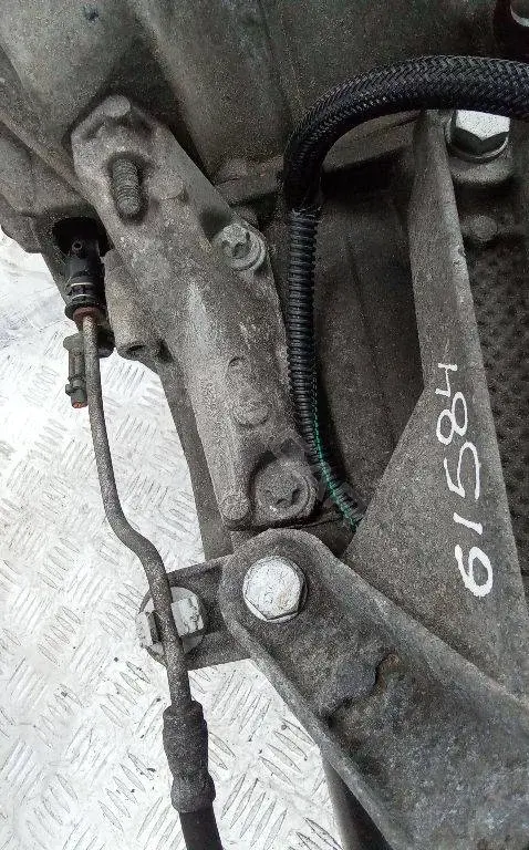 Балка подвески 8200707909