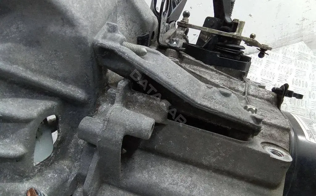 Балка подвески 8200707909