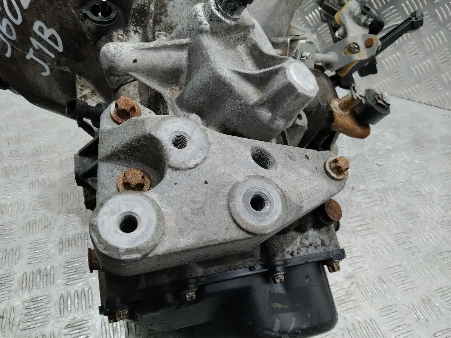 Балка подвески 90575142