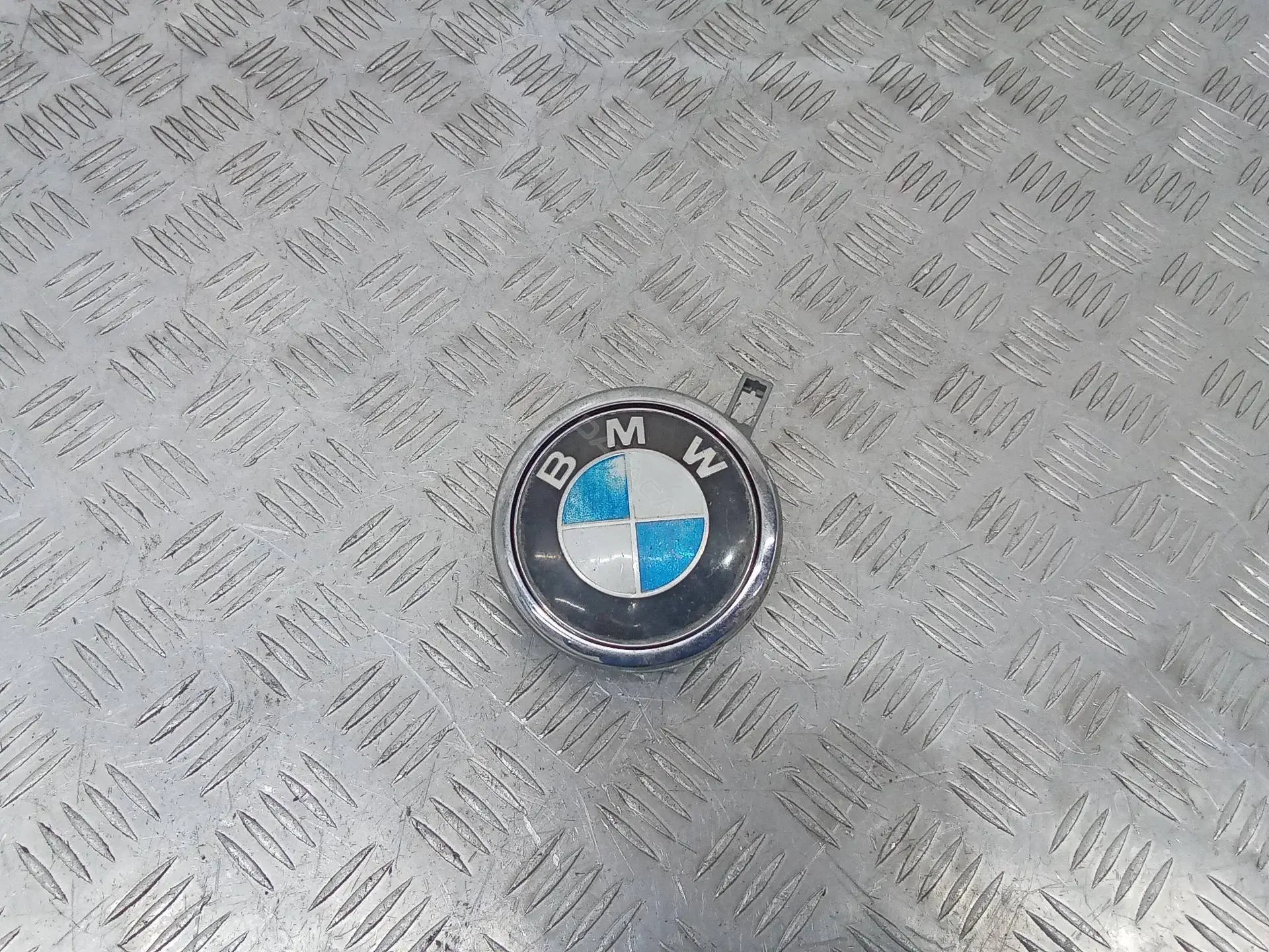 Ручка крышки багажника 7153173