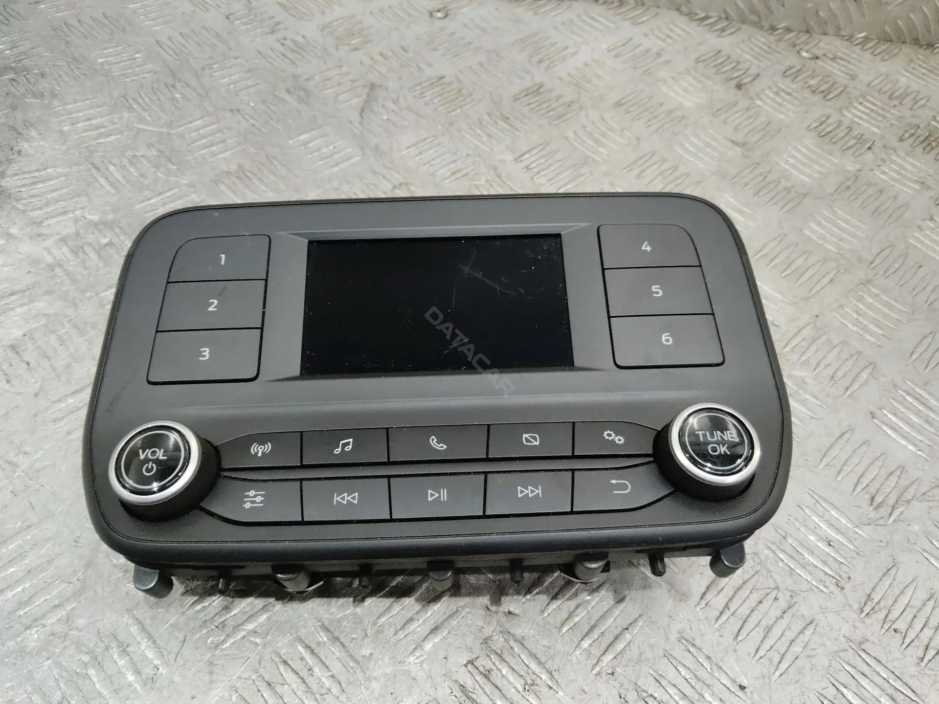 Панель управления магнитолой H1BT18K811LG