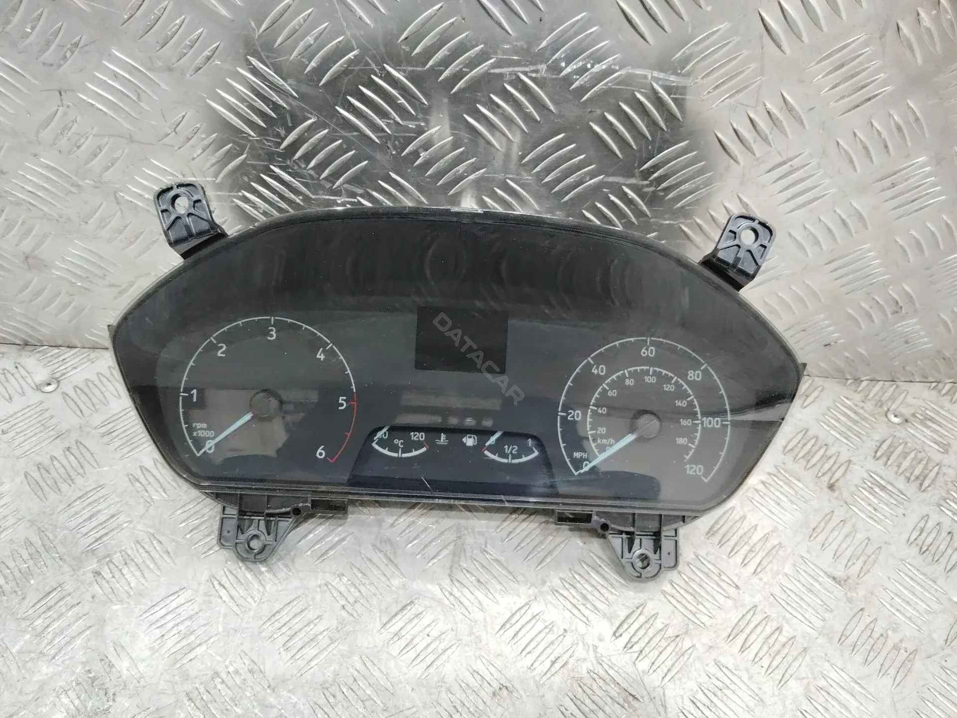 Панель приборов LK3T10849ADF