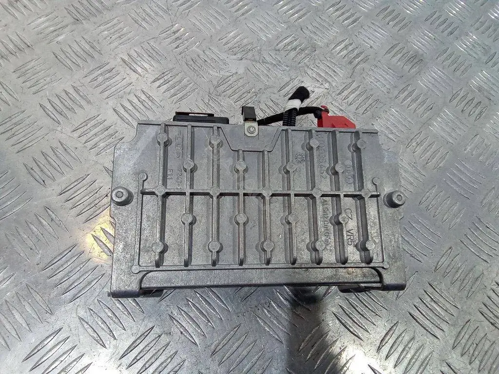 Блок управления радио 8T0035462