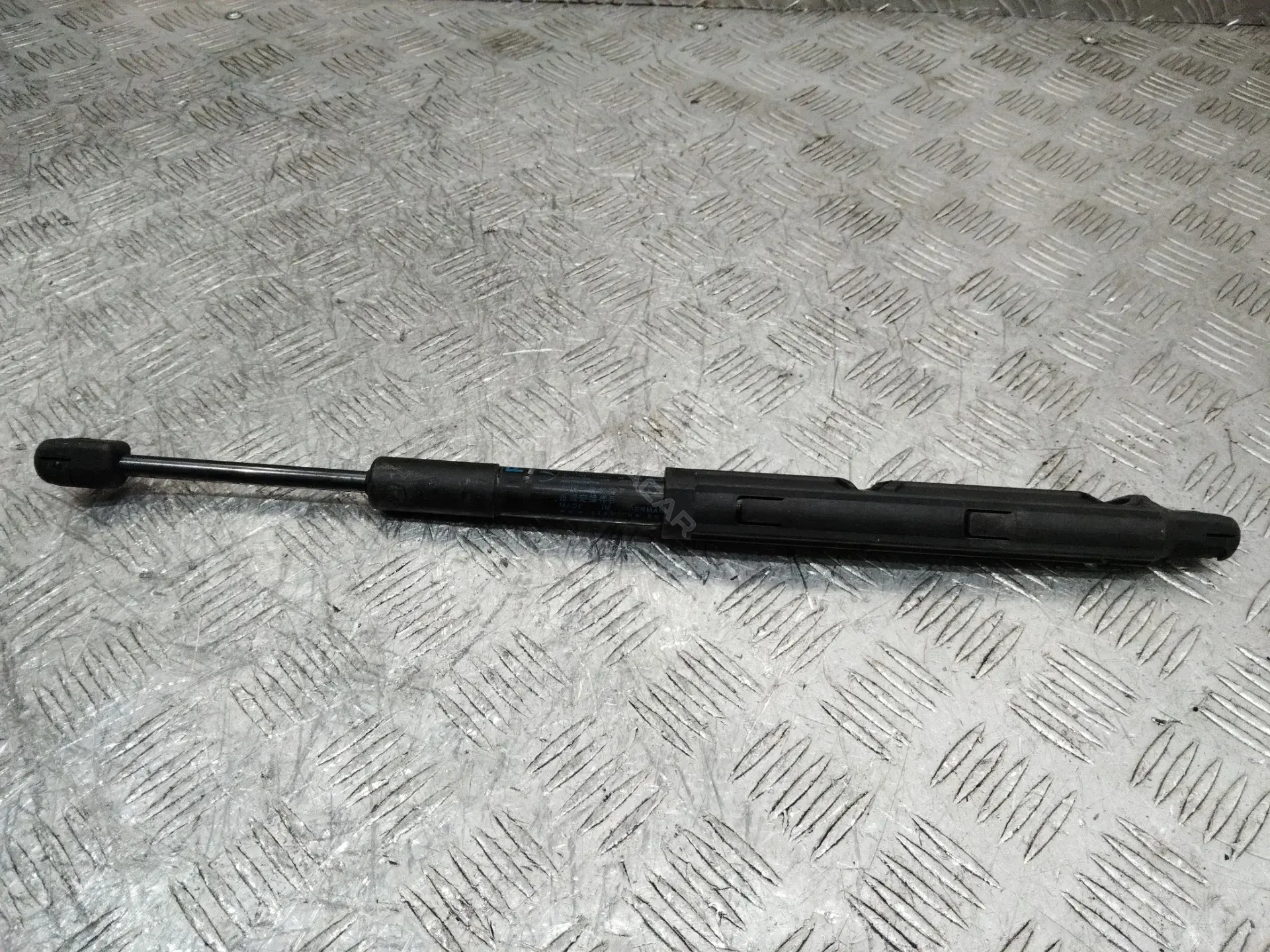 Амортизатор крышки багажника, капота, заднего стекла A2229800164