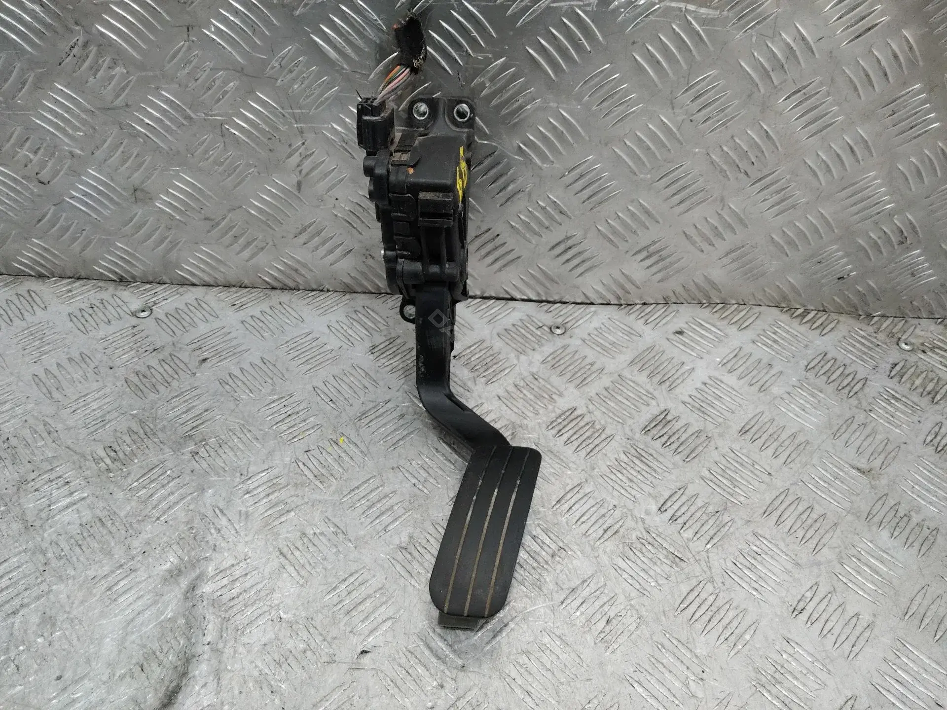Педаль газа 8200672371