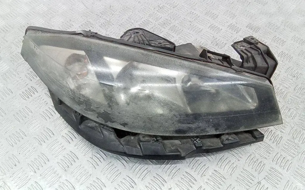 Фары 8200481197