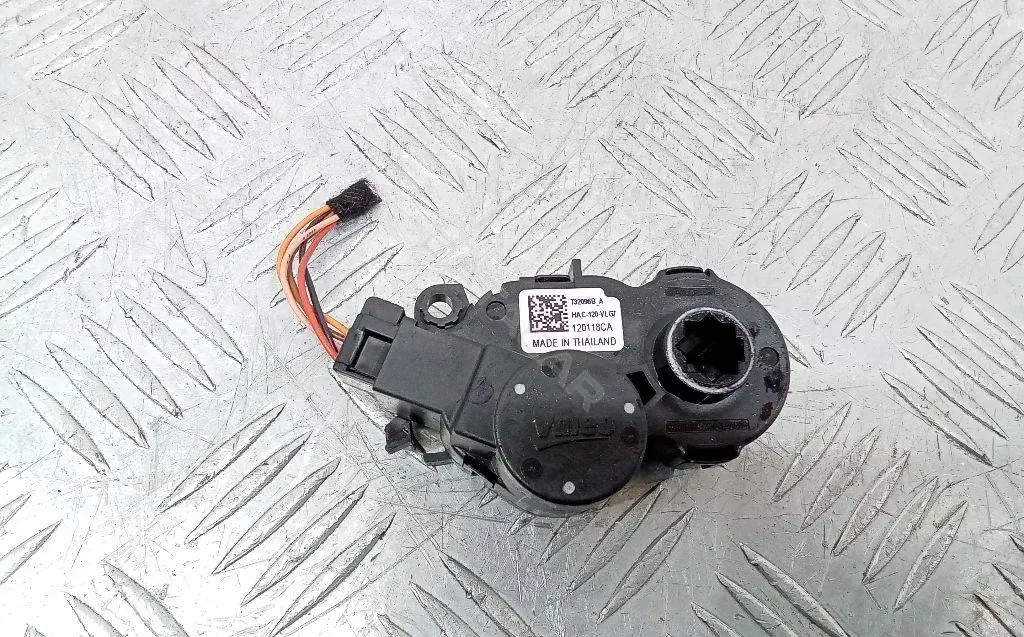 Мотор заслонки печки T32096B