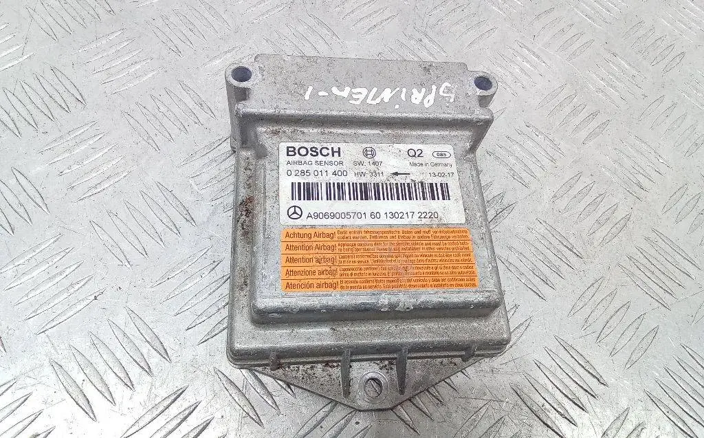 Блок управления подушками безопасности A9069005701