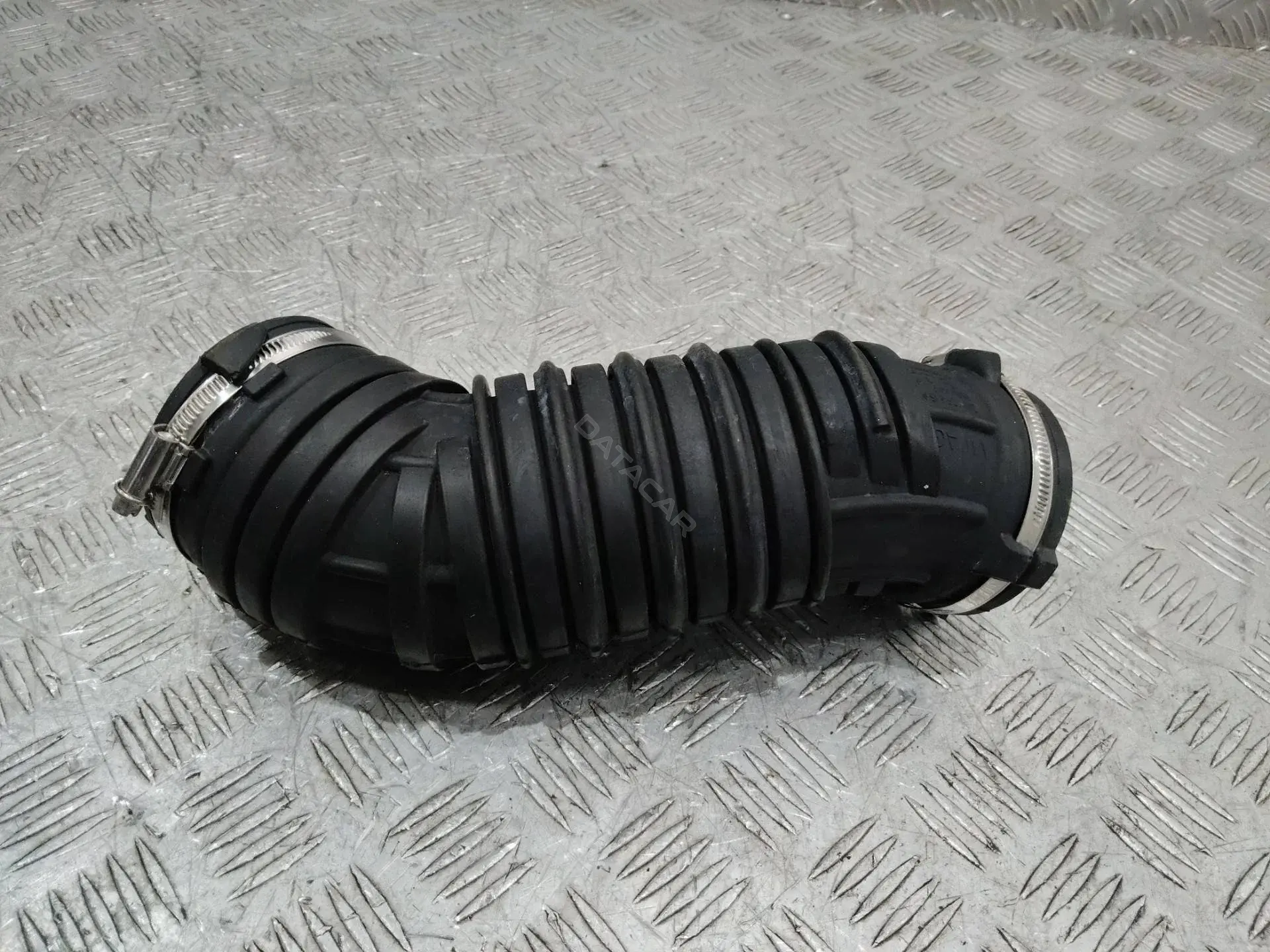 Патрубок воздушный 2N0129615