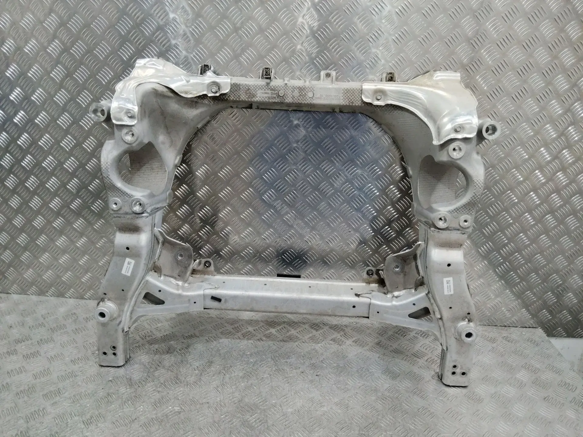 Подрамник DBL495310